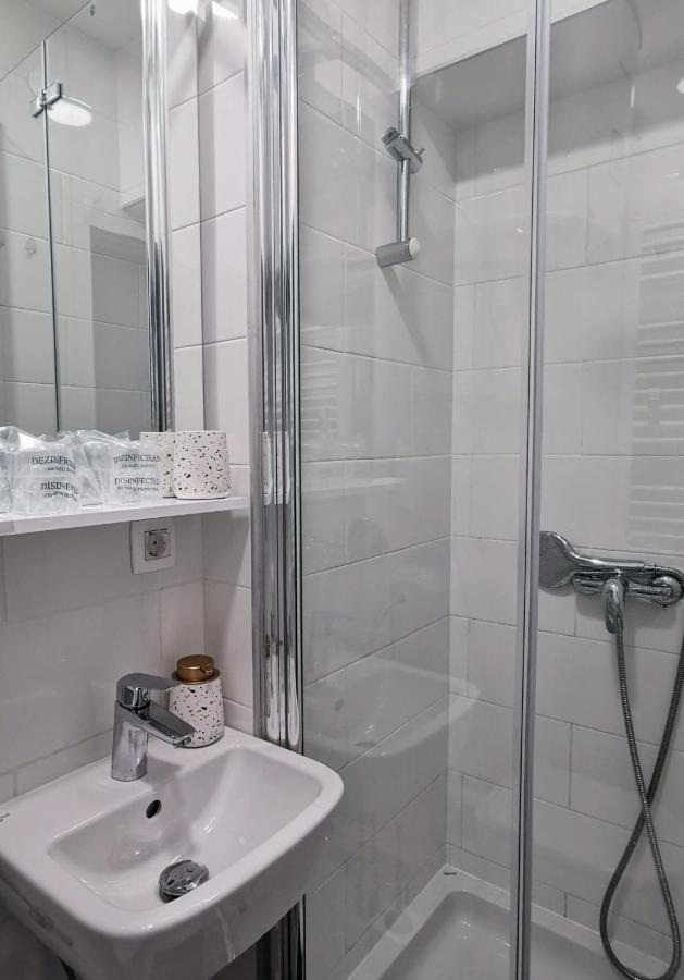Studio Apartman Mirta I Varazdin Exterior photo